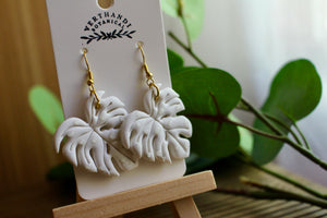 MONSTERA DANGLE